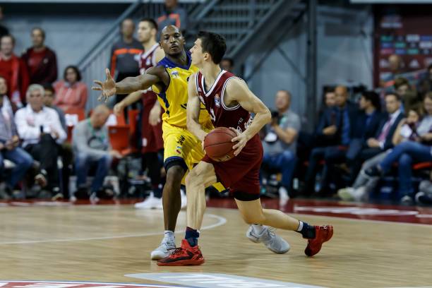 强悍姿态登 强悍姿态登